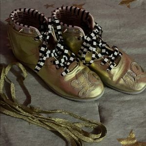 Reebok Melody Ehsani size 10